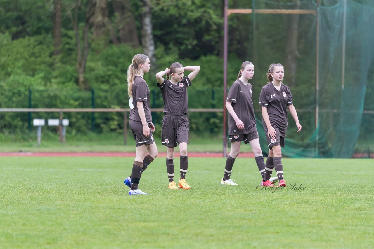 Bild 300 - wCJ VfL Pinneberg3 - St.Pauli : Ergebnis: 2:1